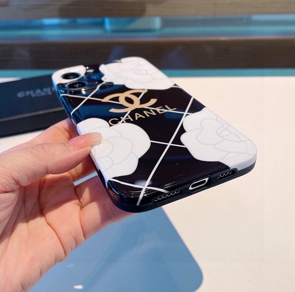 コピーブランド携帯ケース着用イメージ